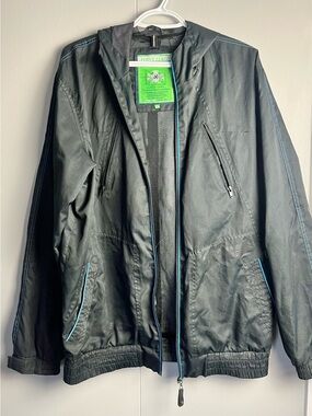 Point Zero, Black and Navy, Windbreaker Jacket. Size Medium